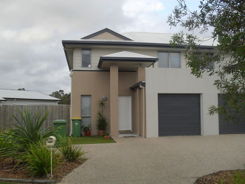 1/37 Creekside Esplanade, Cooloola Cove QLD 4580