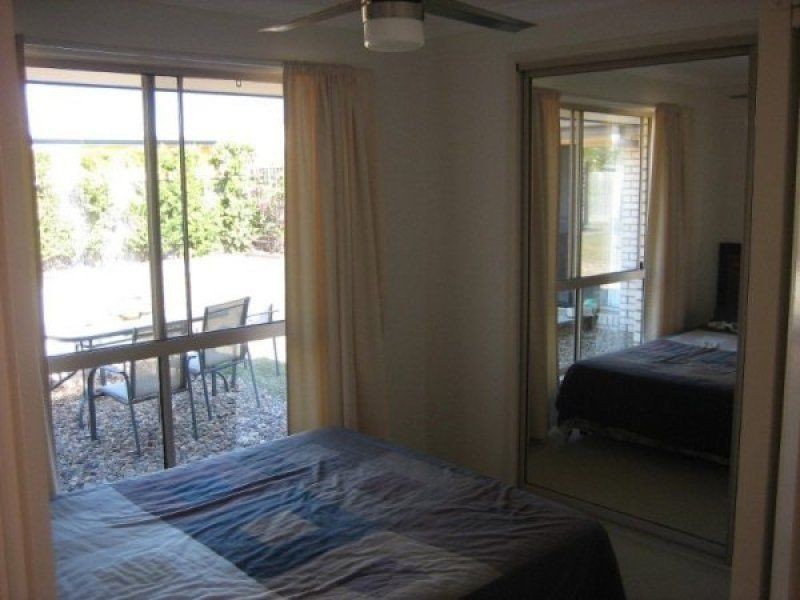 24 Kanimbla Ave, Cooloola Cove QLD 4580