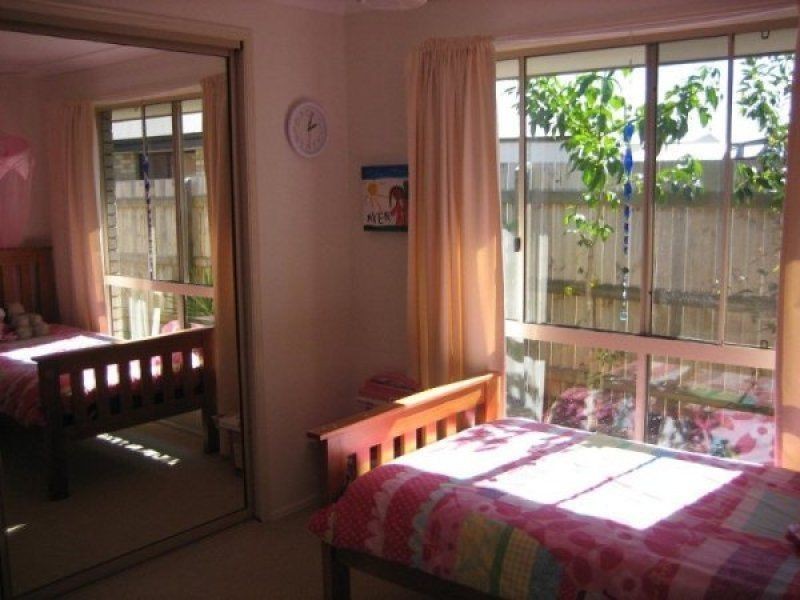 24 Kanimbla Ave, Cooloola Cove QLD 4580