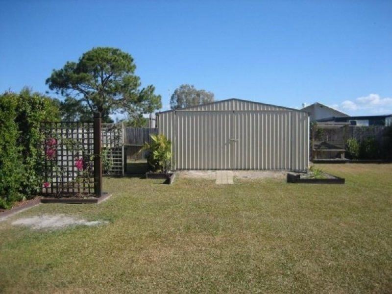 24 Kanimbla Ave, Cooloola Cove QLD 4580