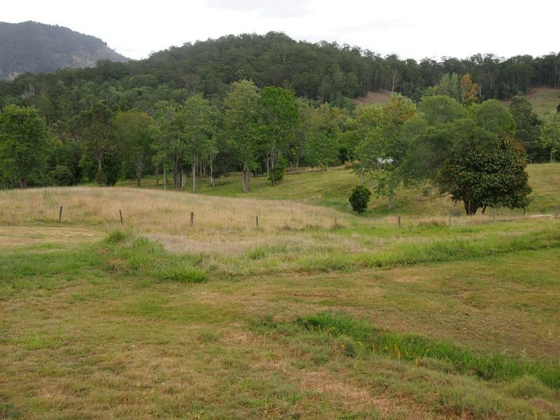 103 Long Road, Pie Creek QLD 4570
