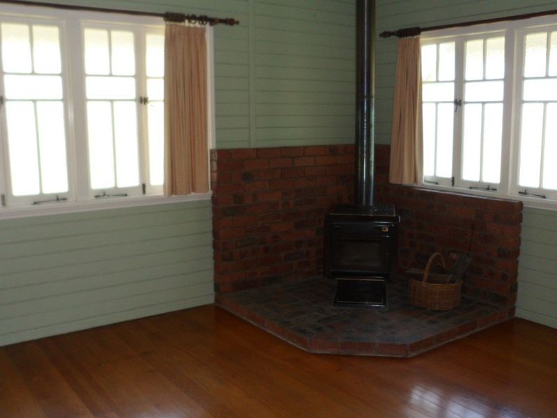 33 Lawrence Street, Gympie QLD 4570