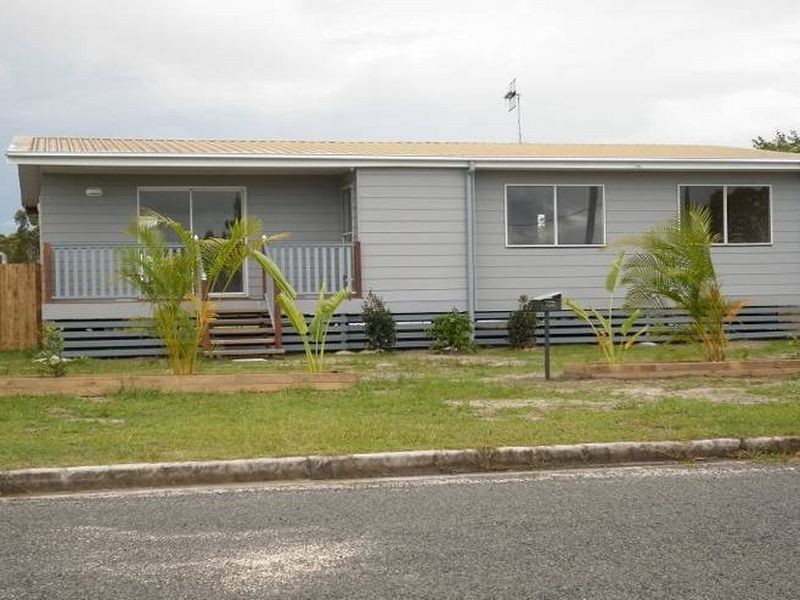 7 Aquitania Court, Cooloola Cove QLD 4580