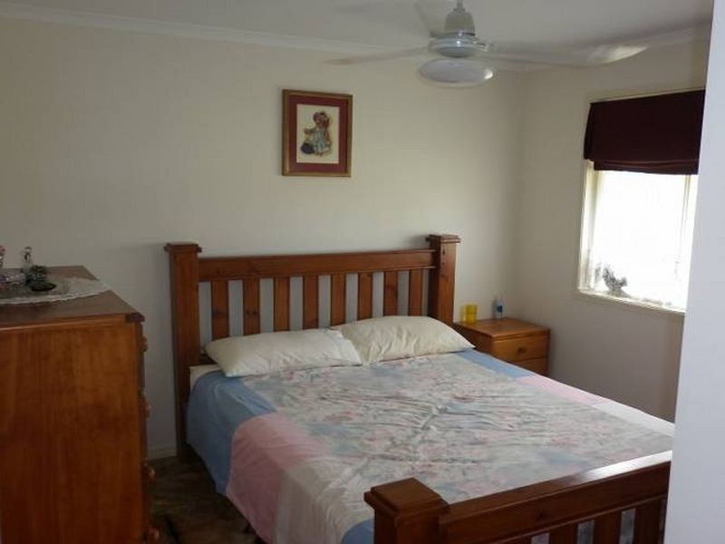 40 Canberra Ave, Cooloola QLD 4580