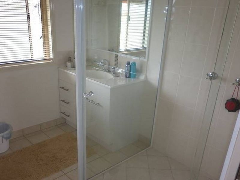 40 Canberra Ave, Cooloola QLD 4580