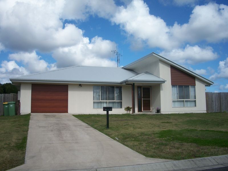 14 Environs Ave, Cooloola Cove QLD 4580