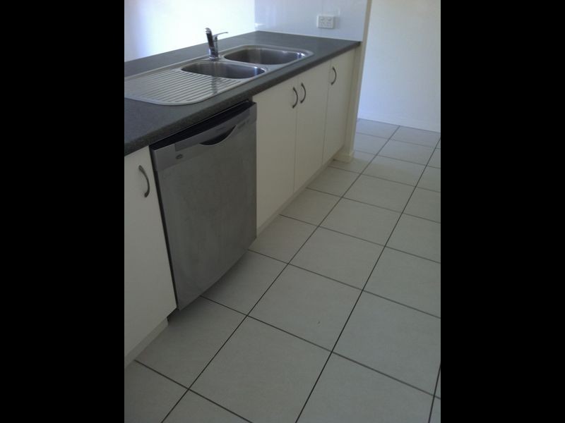 23 Premier Ave, Jones Hill QLD 4570
