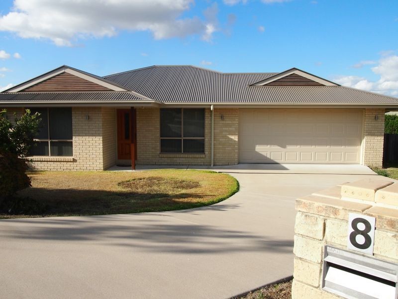 8 Killarney Court, Southside QLD 4570