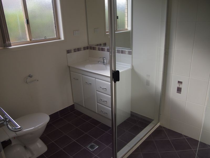 8 Killarney Court, Southside QLD 4570