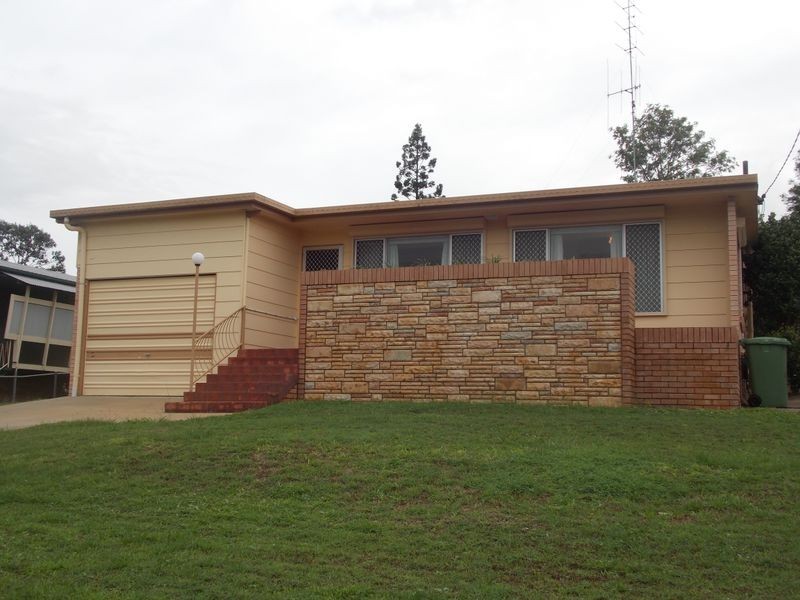 8 Beresford Crescent, Gympie QLD 4570