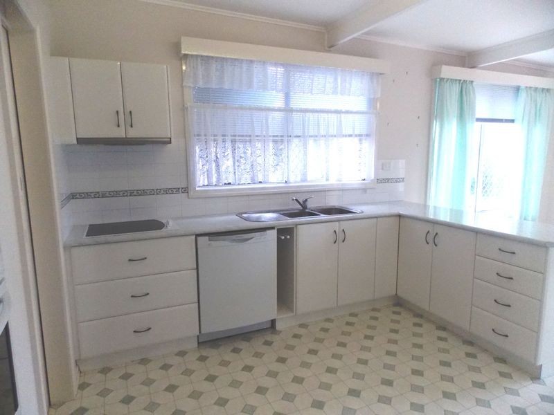 8 Beresford Crescent, Gympie QLD 4570