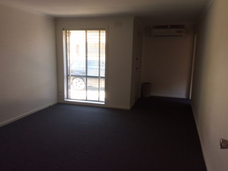 4/15 Milton Avenue, Clayton South VIC 3169