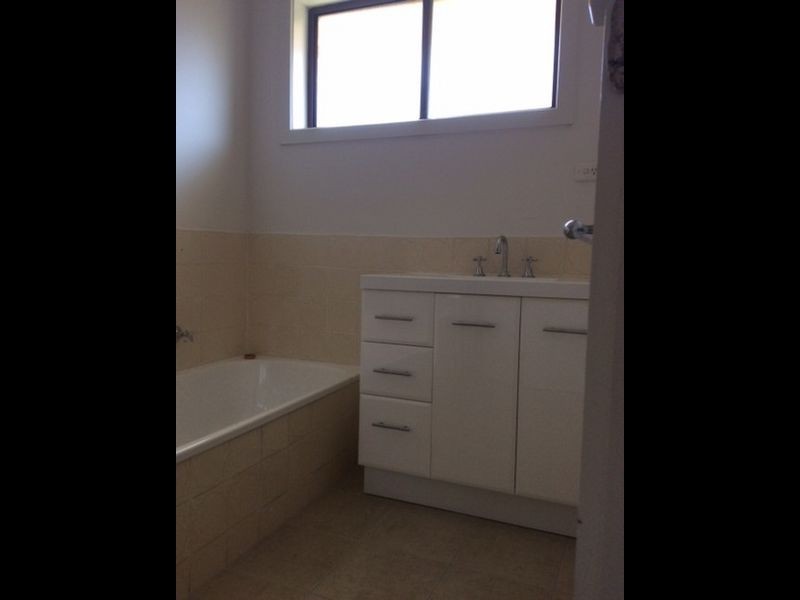 4/15 Milton Avenue, Clayton South VIC 3169