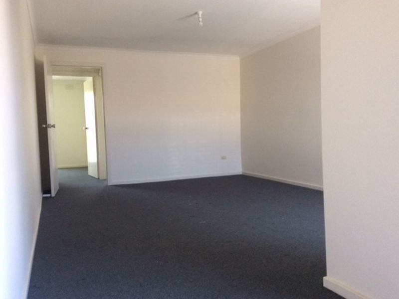 4/15 Milton Avenue, Clayton South VIC 3169