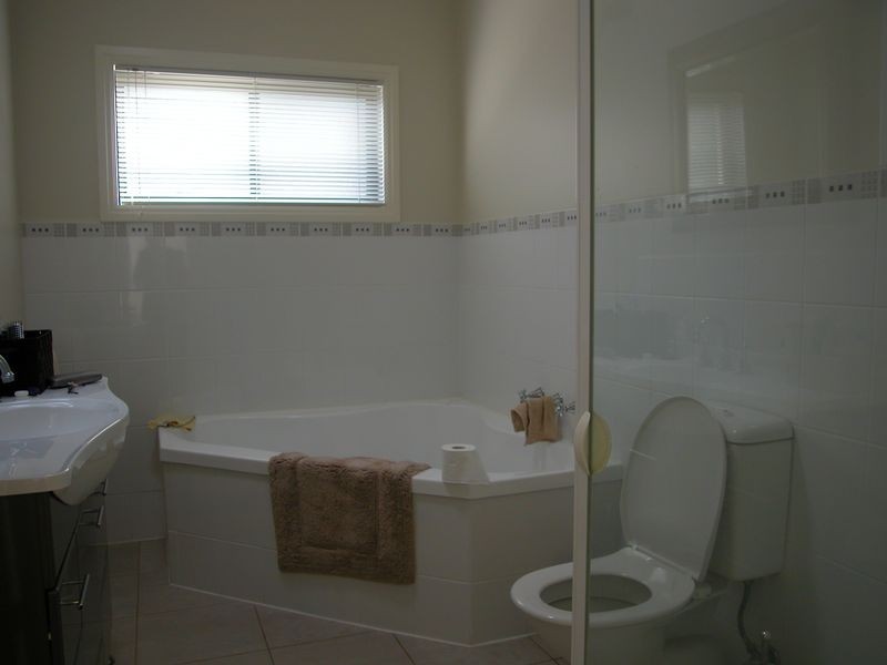 2/1172 Centre Road, Clayton VIC 3168