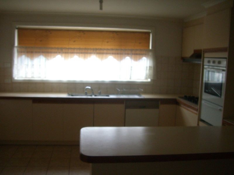 4 Dealing Drive, Oakleigh South VIC 3167