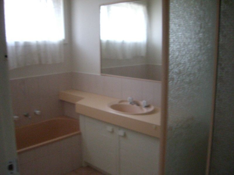 4 Dealing Drive, Oakleigh South VIC 3167