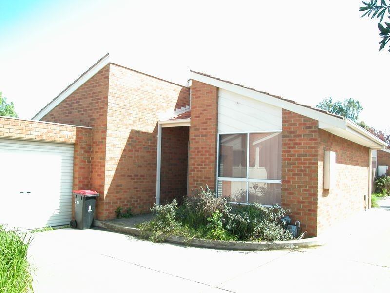 2/25 First Street, Clayton South VIC 3169