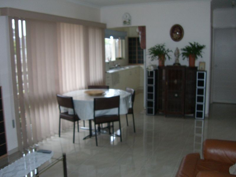 2/9-11 WHITE STREET, Oakleigh East VIC 3166