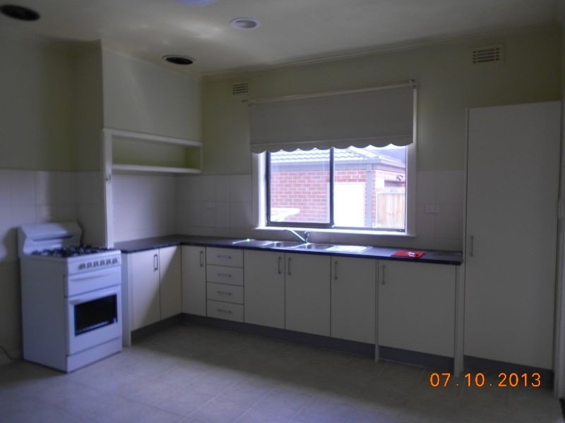 1/1 Peter Street, Oakleigh South VIC 3167