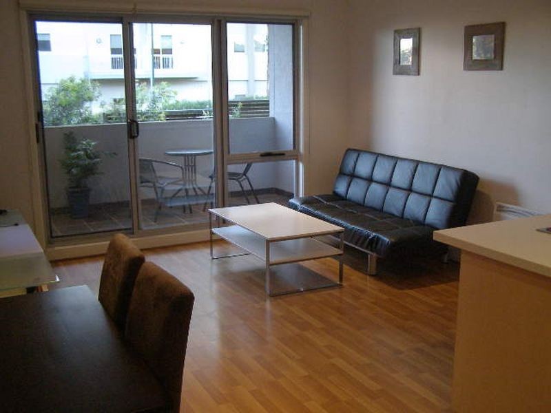 3/3 Rusden Place, Notting Hill VIC 3168