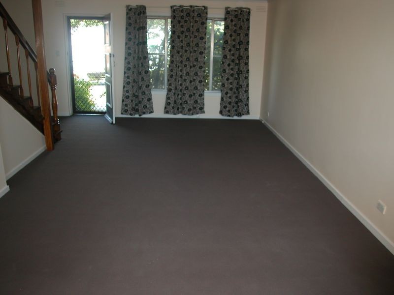 2/1 Iona Street, Clayton VIC 3168