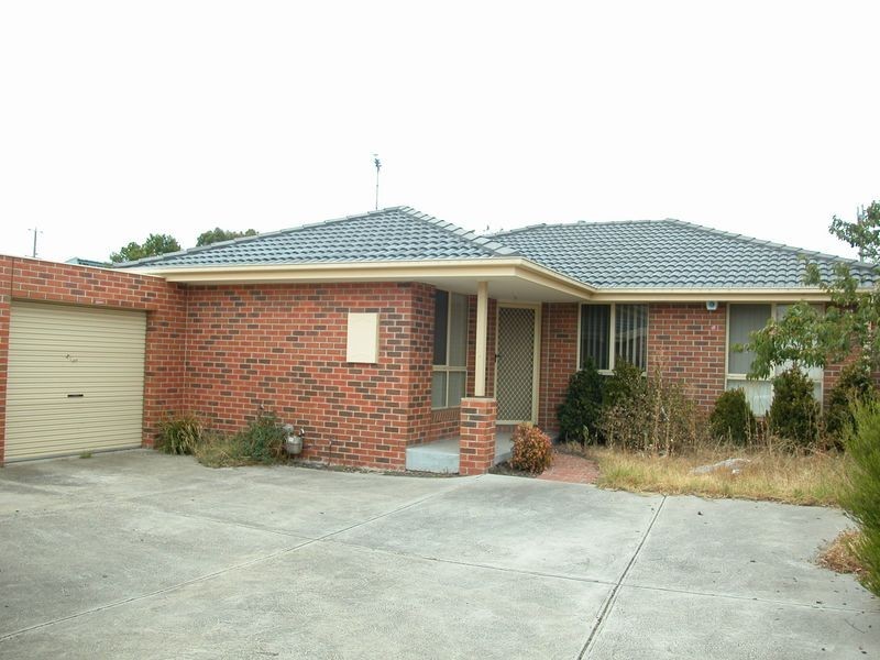 2/8 Kennaugh Street, Oakleigh East VIC 3166