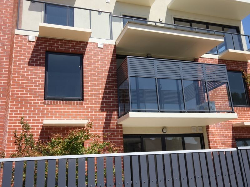 11/28 Burton Avenue, Clayton VIC 3168