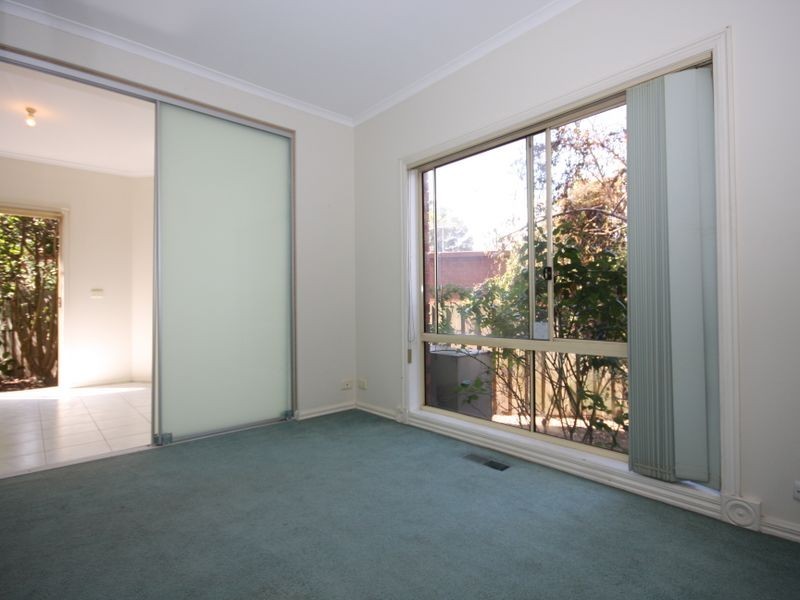 4/128 Kanooka Grove, Clayton VIC 3168