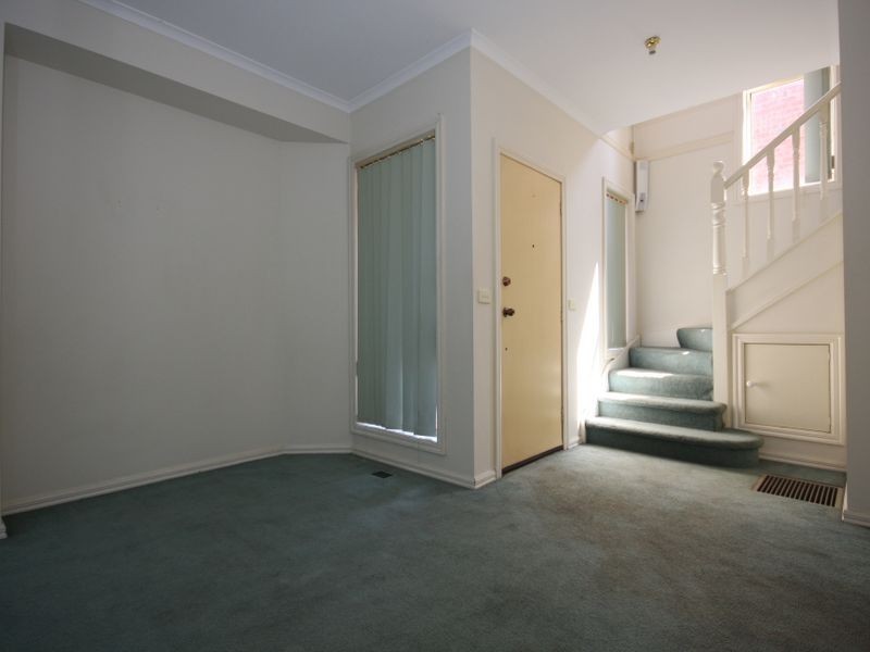 4/128 Kanooka Grove, Clayton VIC 3168
