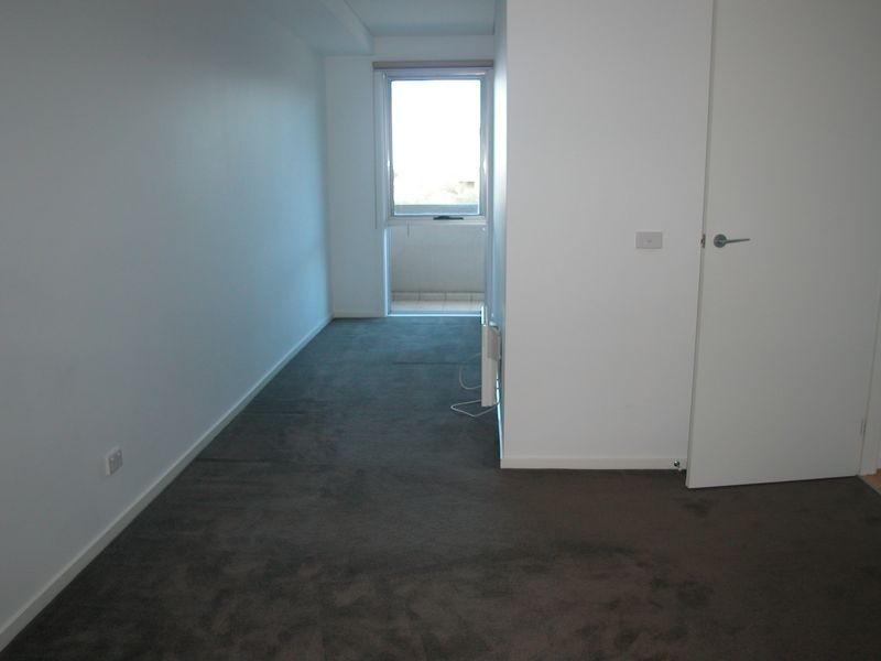8/213 Normanby Road, Notting Hill VIC 3168