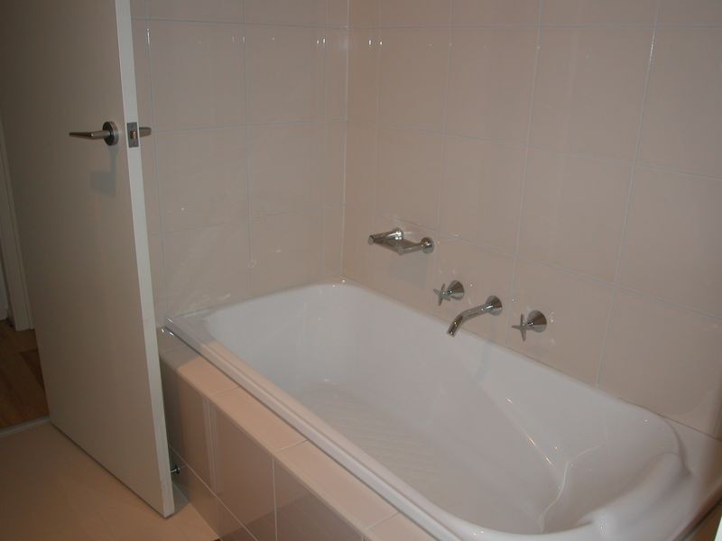 8/213 Normanby Road, Notting Hill VIC 3168
