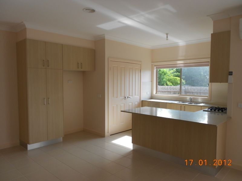 2/43 Madeleine Road, Clayton VIC 3168