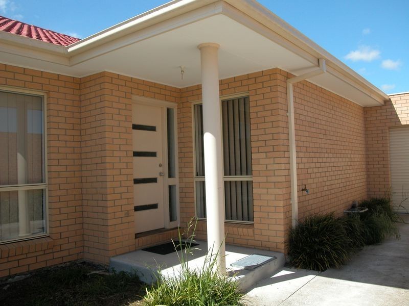 2/38 Koonawarra Street, Clayton VIC 3168
