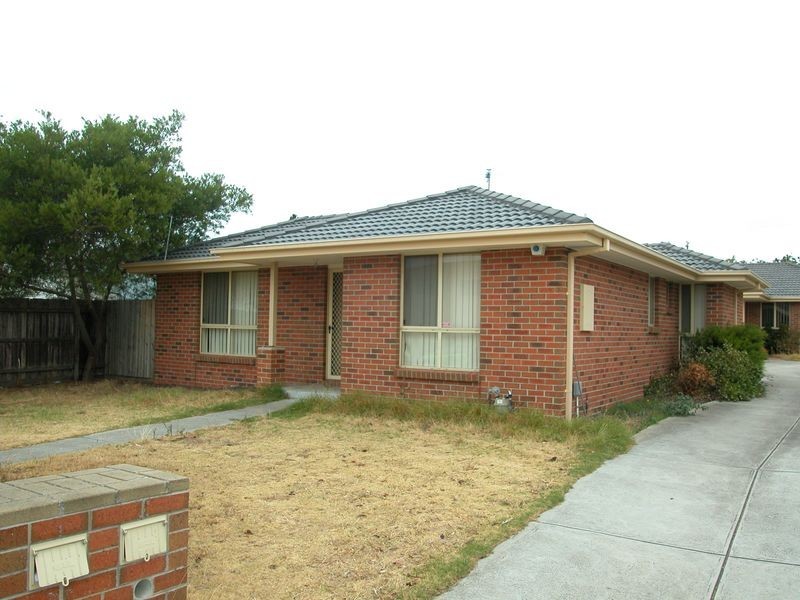 1/8 Kennaugh Street, Oakleigh East VIC 3166