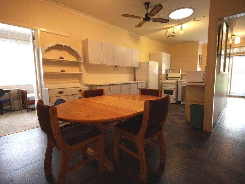 18 Colin Road, Clayton VIC 3168