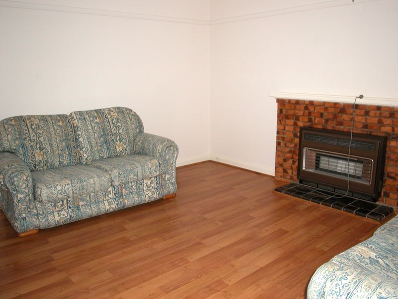 33 Eva Street, Clayton VIC 3168