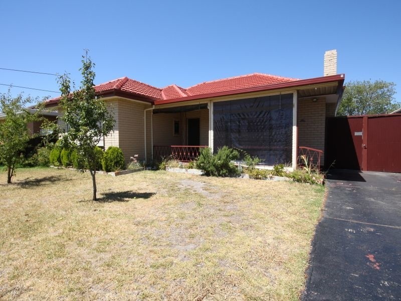 4 Milton Avenue, Clayton South VIC 3169