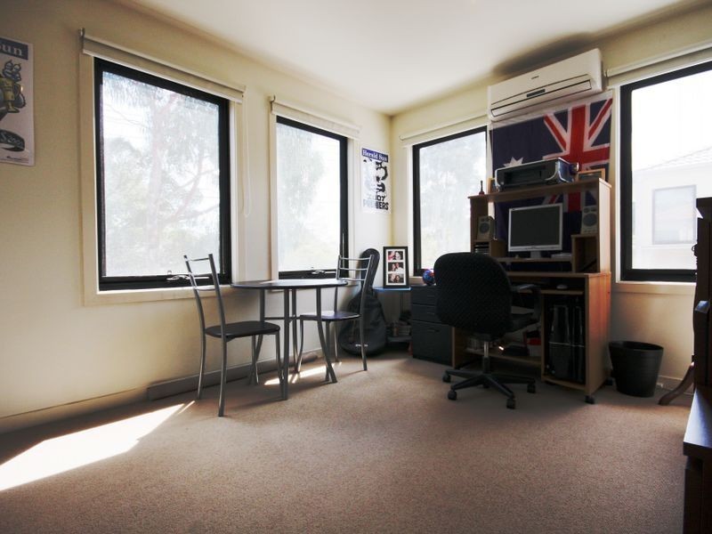 23D Browns Road, Clayton VIC 3168