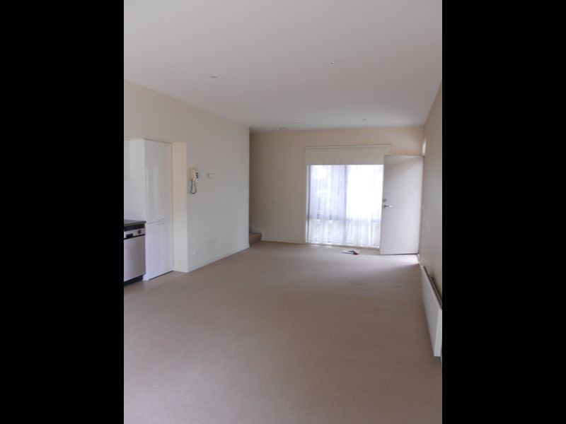 23D Browns Road, Clayton VIC 3168