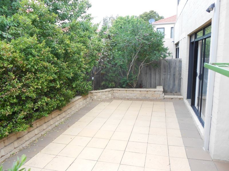 23D Browns Road, Clayton VIC 3168