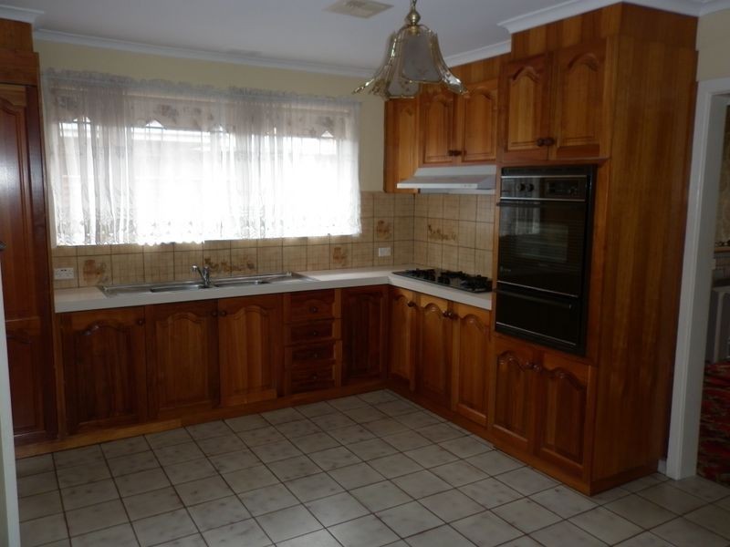 18 Helena Street, Clayton South VIC 3169