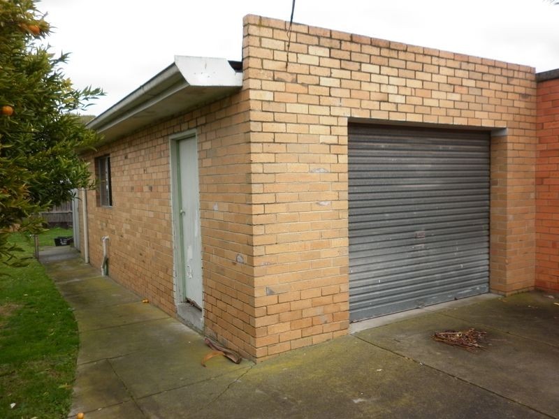 18 Helena Street, Clayton South VIC 3169