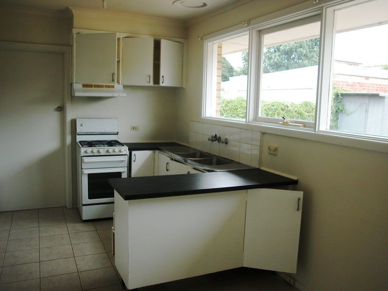 33 Morton Street, Clayton VIC 3168