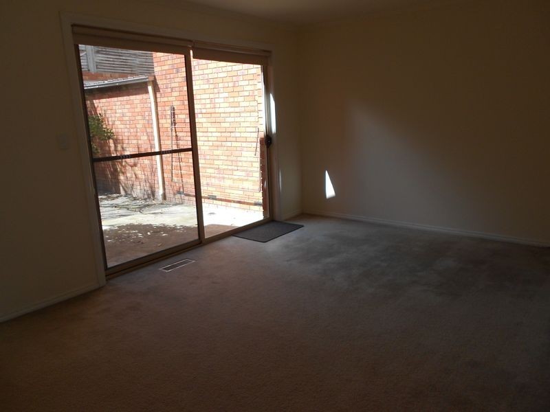 2/25 Rose Street, Clayton VIC 3168