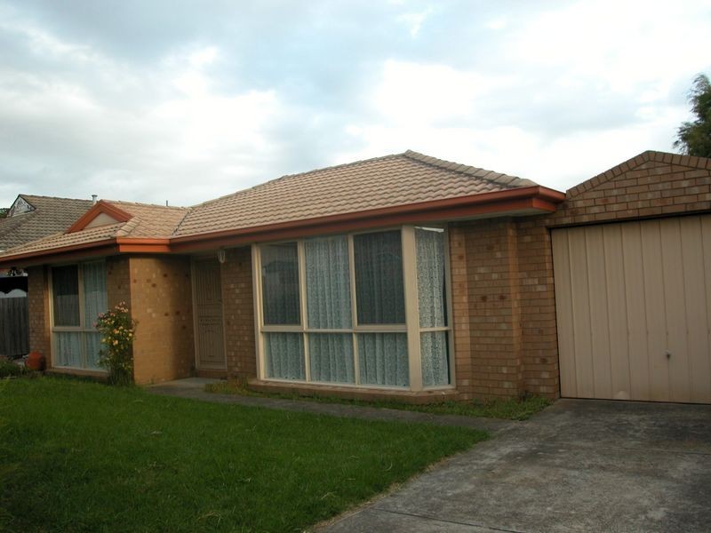 1/8 Hilltop Avenue, Clayton VIC 3168