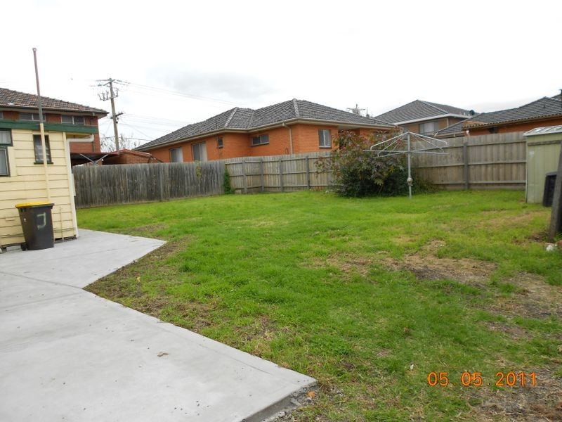 3 Iona Street, Clayton VIC 3168