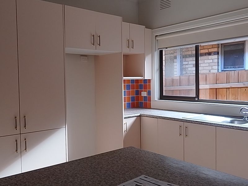 1/1925 Dandenong Road, Clayton VIC 3168