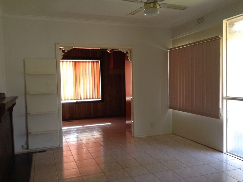 1/4 Olive Street, Clayton South VIC 3169