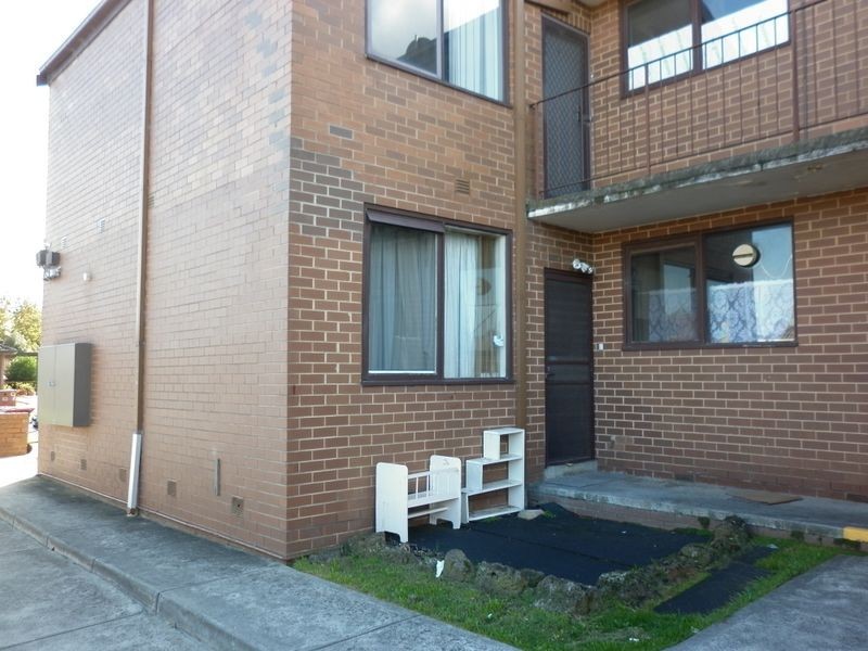 1/8 Browning Avenue, Clayton South VIC 3169